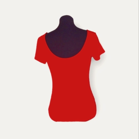 COPY - Hearts and hips bodysuit with snap bottoms red, size large. - Picture 1 of 9